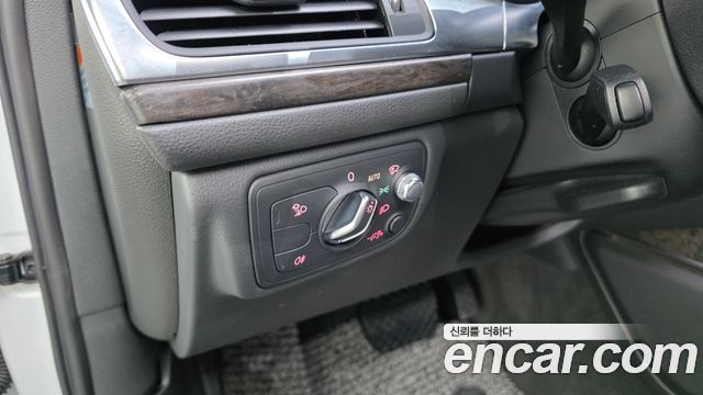 Audi A6 2018 — photo 26
