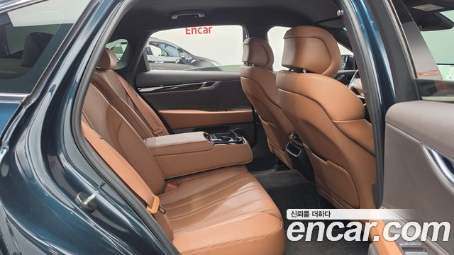 Genesis G80 2022 — photo 17