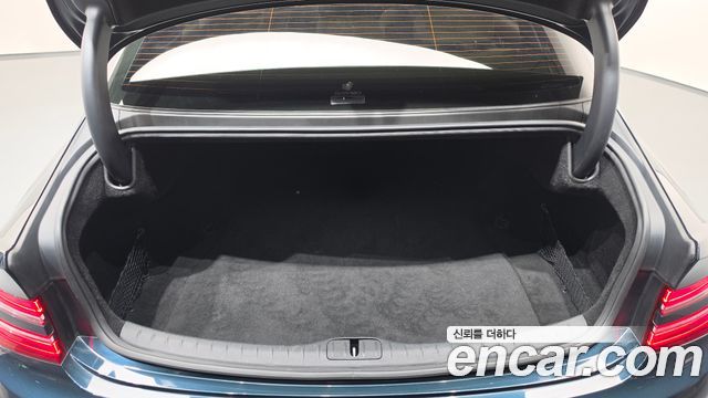 Genesis G80 2022 — photo 24