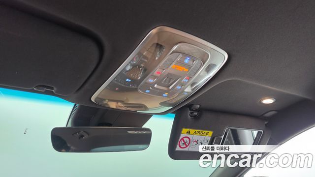 Genesis G80 2022 — photo 25
