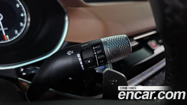 Genesis G80 2022 — photo 27