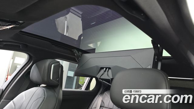 BMW i7 2024 — photo 20