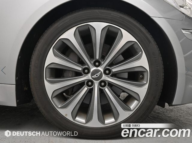 Hyundai Genesis 2014 — photo 5