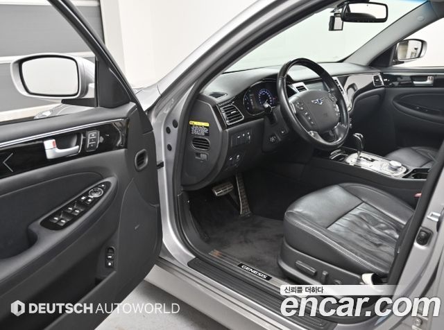 Hyundai Genesis 2014 — photo 11