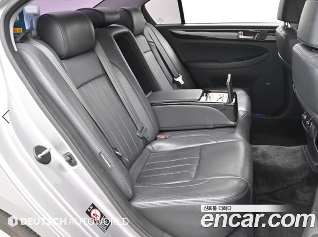 Hyundai Genesis 2014 — photo 12
