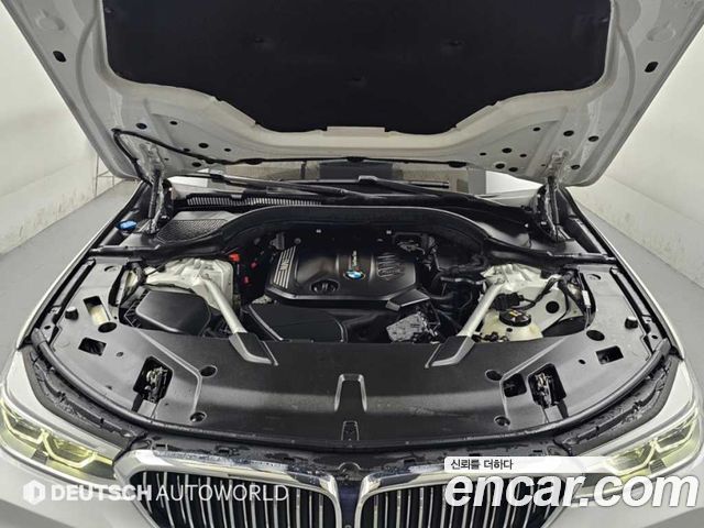 BMW Gran Turismo 2020 — photo 6