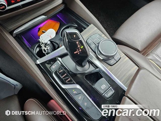 BMW Gran Turismo 2020 — photo 9