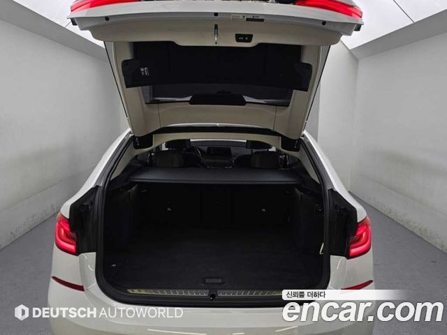 BMW Gran Turismo 2020 — photo 19