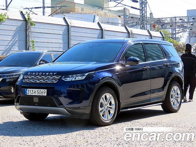 Land Rover Discovery Sport 2021 — photo 2