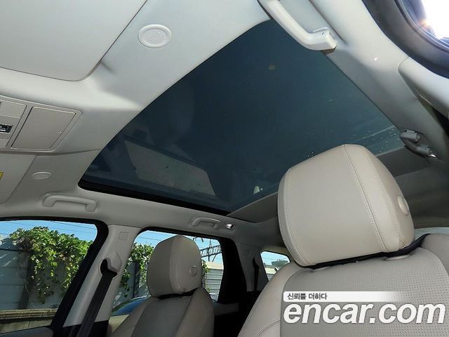 Land Rover Discovery Sport 2021 — photo 16