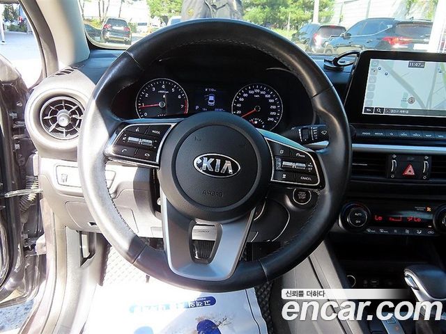 Kia K3 2019 — photo 8