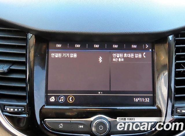 Chevrolet Korea Trax 2021 — photo 12