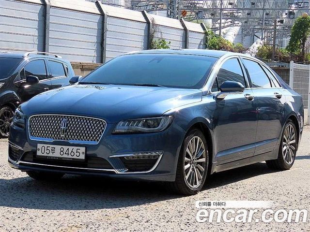Lincoln MKZ 2018 — photo 2