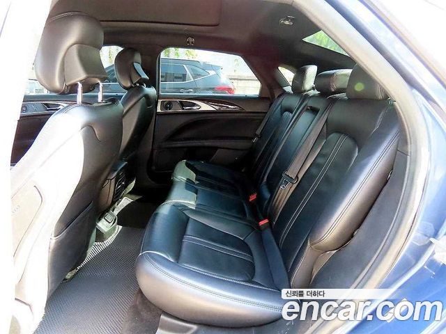 Lincoln MKZ 2018 — photo 6