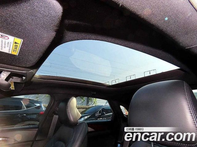 Lincoln MKZ 2018 — photo 18