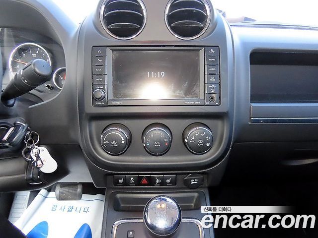 Jeep Compass 2013 — photo 12