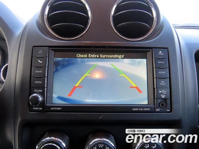 Jeep Compass 2013 — photo 15