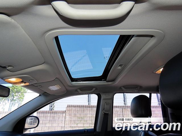 Jeep Compass 2013 — photo 16