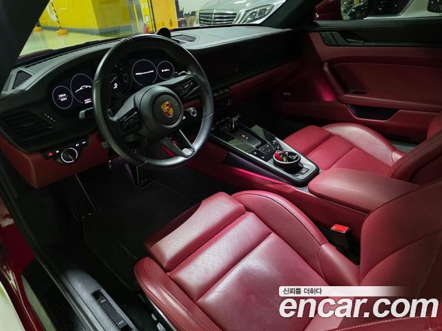 Porsche 911 2023 — photo 7