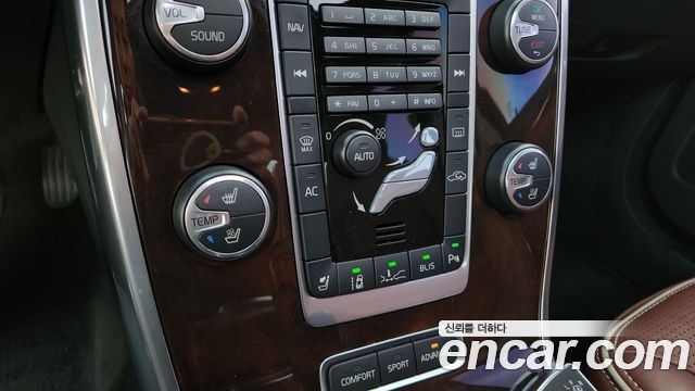 Volvo S80 2012 — photo 16