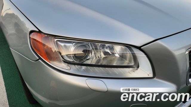 Volvo S80 2012 — photo 19