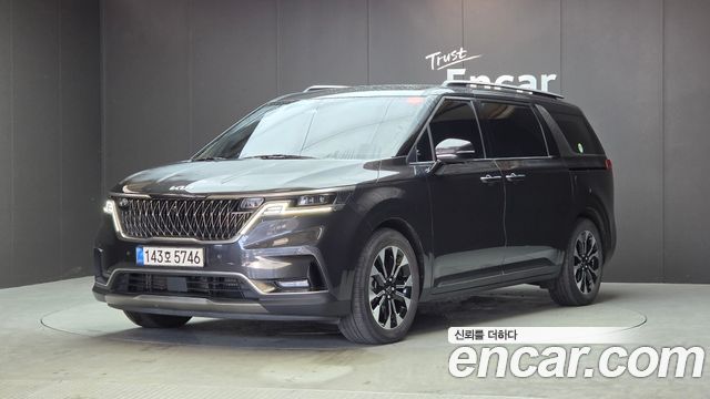 Kia Canival 2022 — photo 1