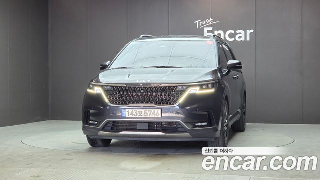 Kia Canival 2022 — photo 3