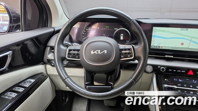 Kia Canival 2022 — photo 19
