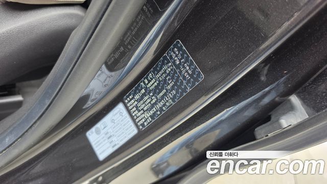 Kia Canival 2022 — photo 24