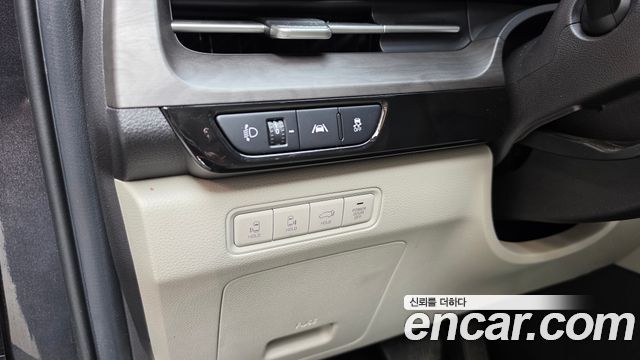Kia Canival 2022 — photo 26