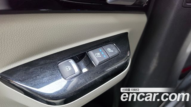 Kia Canival 2022 — photo 31