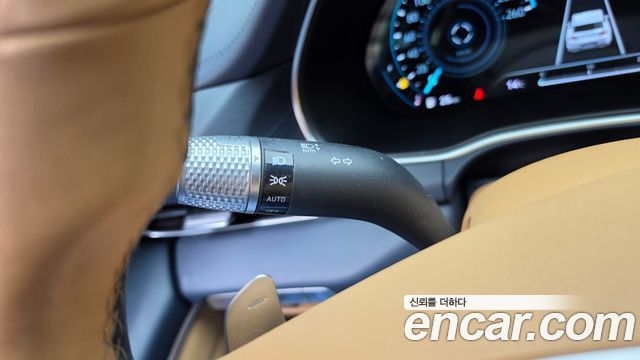 Genesis GV80 2020 — photo 29