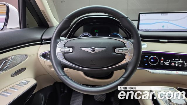 Genesis GV70 2023 — photo 19