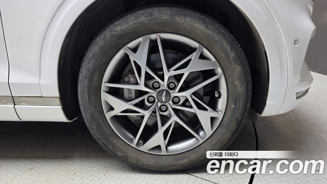 Genesis GV70 2023 — photo 7