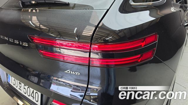 Genesis GV70 2024 — photo 9
