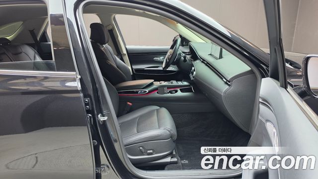 Genesis GV70 2024 — photo 16