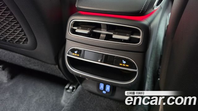 Genesis GV70 2024 — photo 30