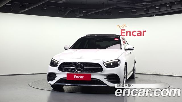 Mercedes-Benz E-Class 2021 — photo 3