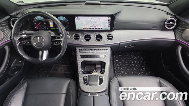 Mercedes-Benz E-Class 2021 — photo 7
