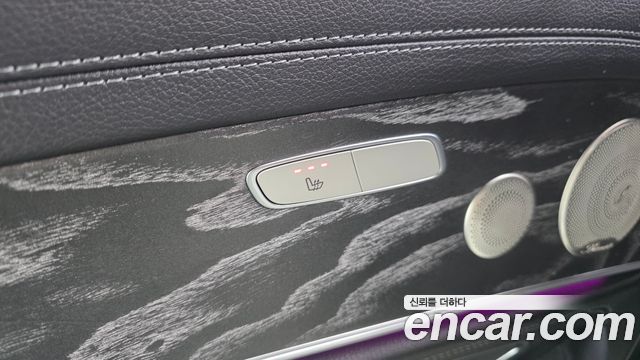 Mercedes-Benz E-Class 2021 — photo 18