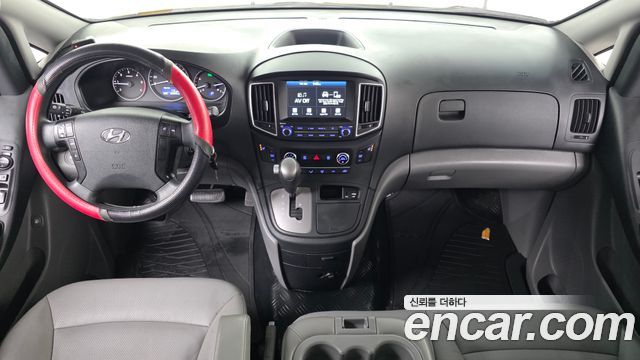 Hyundai Starex 2020 — photo 10