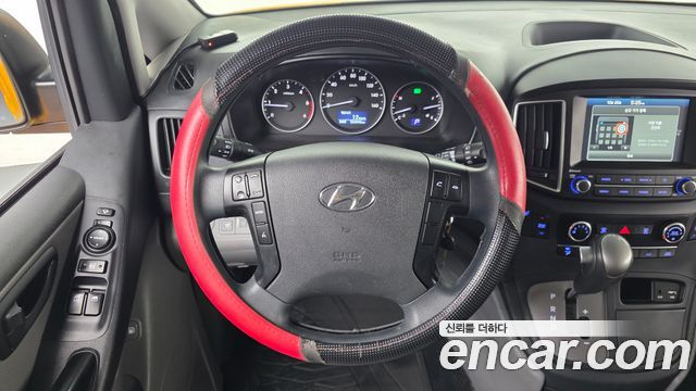 Hyundai Starex 2020 — photo 19