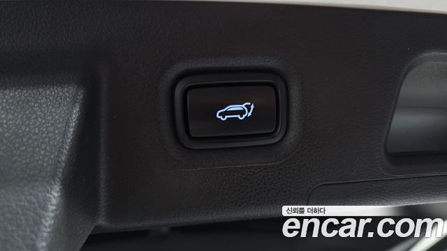 Hyundai Santafe 2023 — photo 31