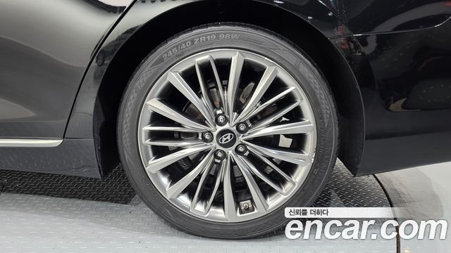 Hyundai Grandeur 2017 — photo 5