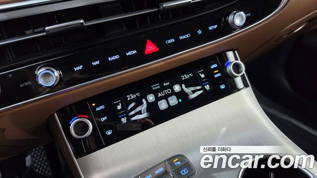 Genesis GV70 2025 — photo 29