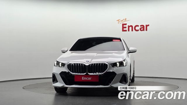 BMW 5-Series 2026 — photo 3