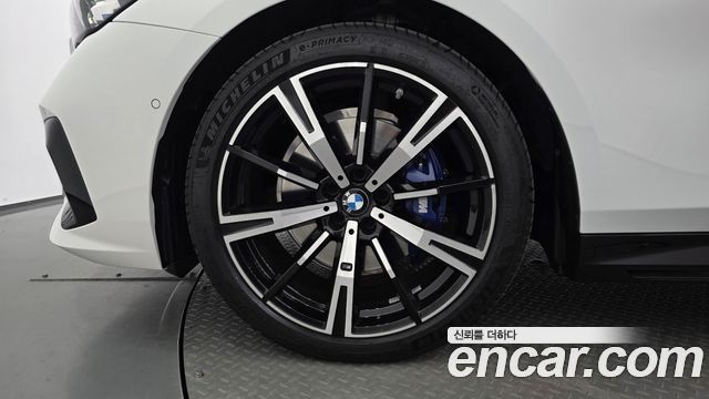 BMW 5-Series 2026 — photo 5