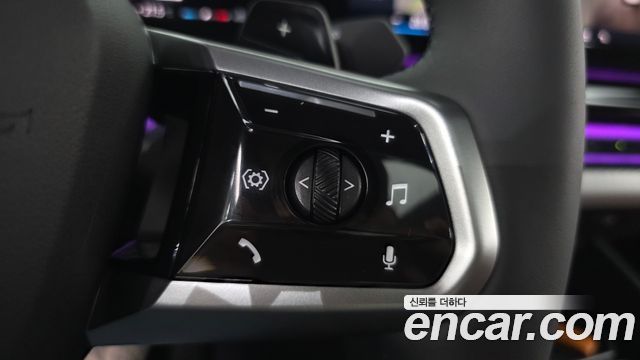 BMW 5-Series 2026 — photo 31