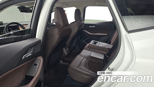 BMW 2-Series 2024 — photo 17