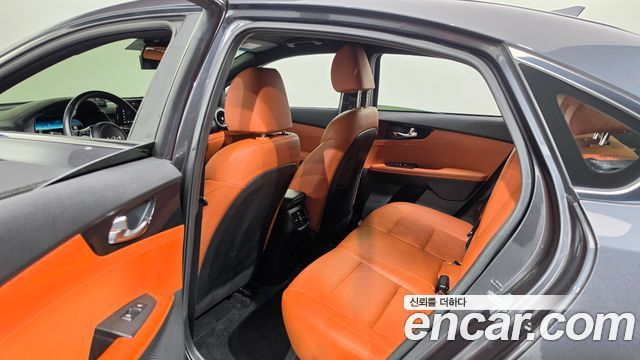 Kia K3 2022 — photo 17